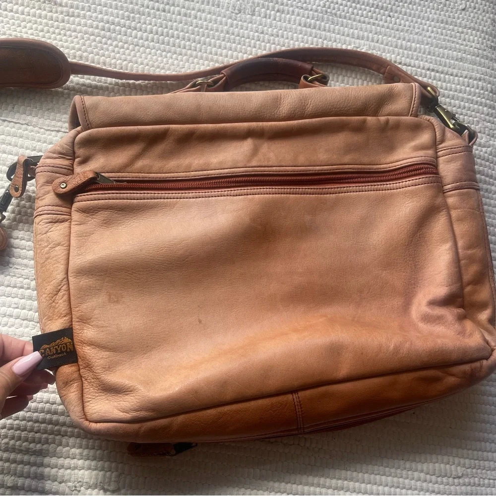 Canyon Outback Leather Co. Messenger Bag Expandable